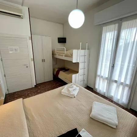 Napoleon 2* 里乔内