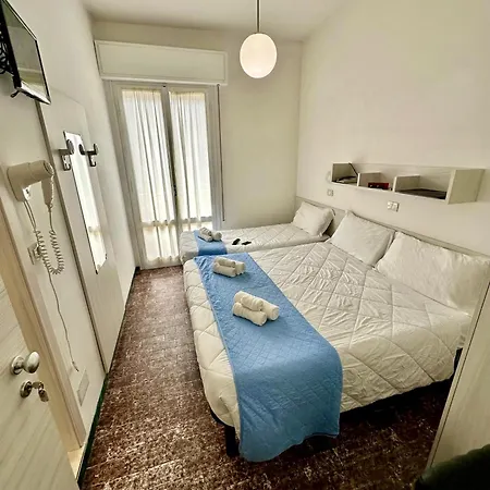 Napoleon Hotel 2*