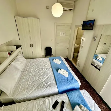Napoleon Hotel 2*
