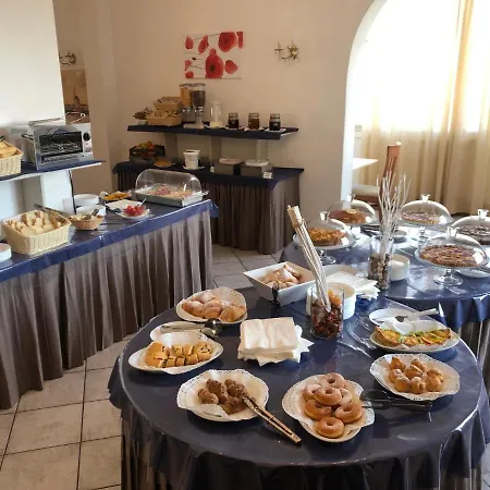Hotel Napoleon 2*
